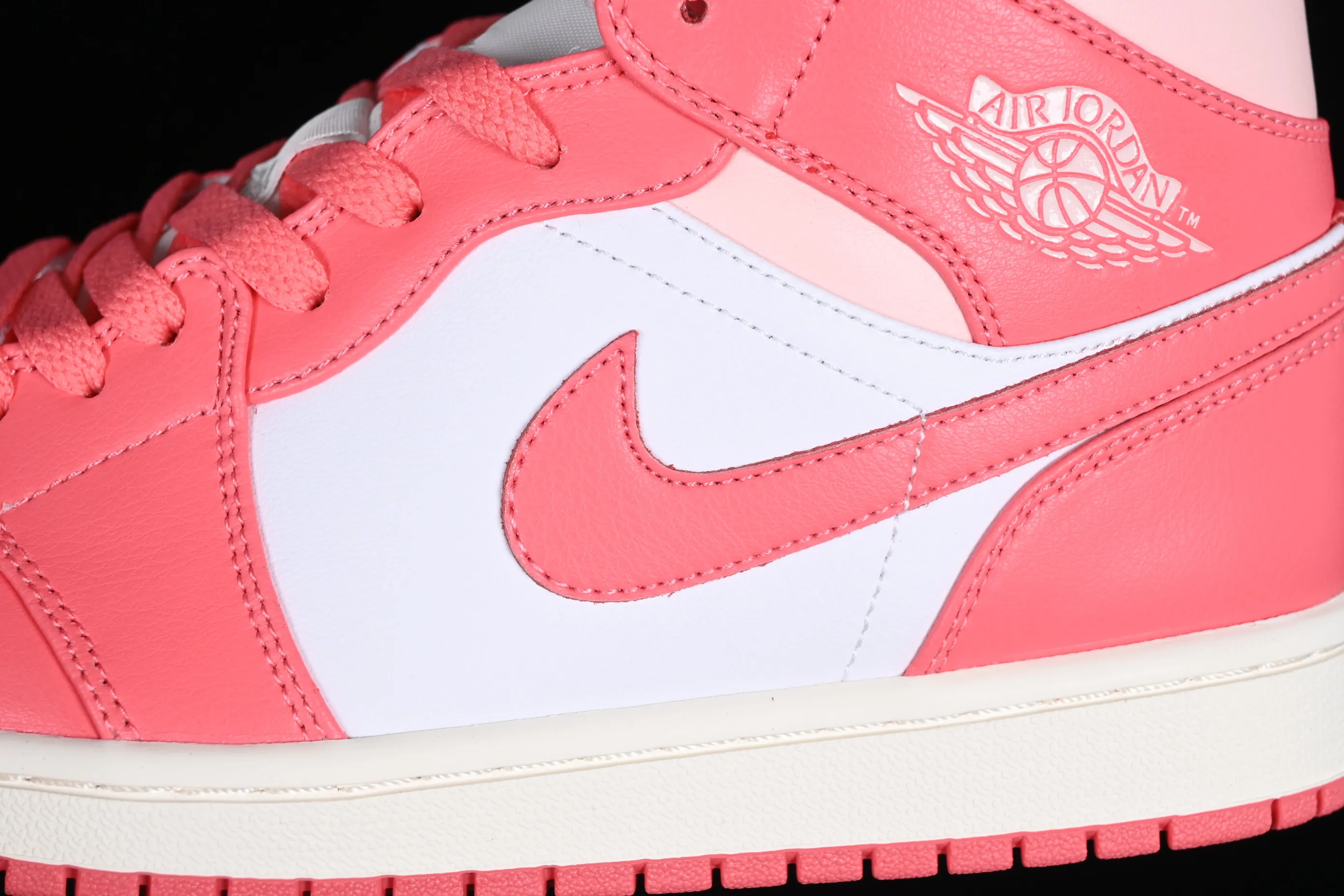 All categories Air Jordan Jordan series basketball shoes Air Jordan 1 Mid Air Jordan 1 Mid AJ1 Joe 1 white and pink mid-top cultural and casual sneakers BQ6472-186